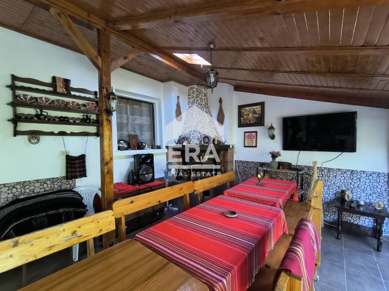 Продава КЪЩА, с. Изгрев, област Сливен, снимка 2 - Къщи - 54279019