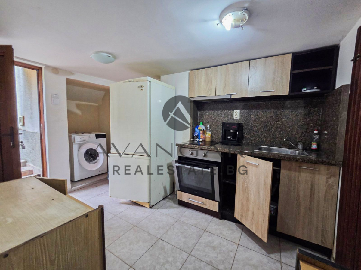Продава 2-СТАЕН, гр. Пловдив, Кючук Париж, снимка 2 - Апартаменти - 54593438