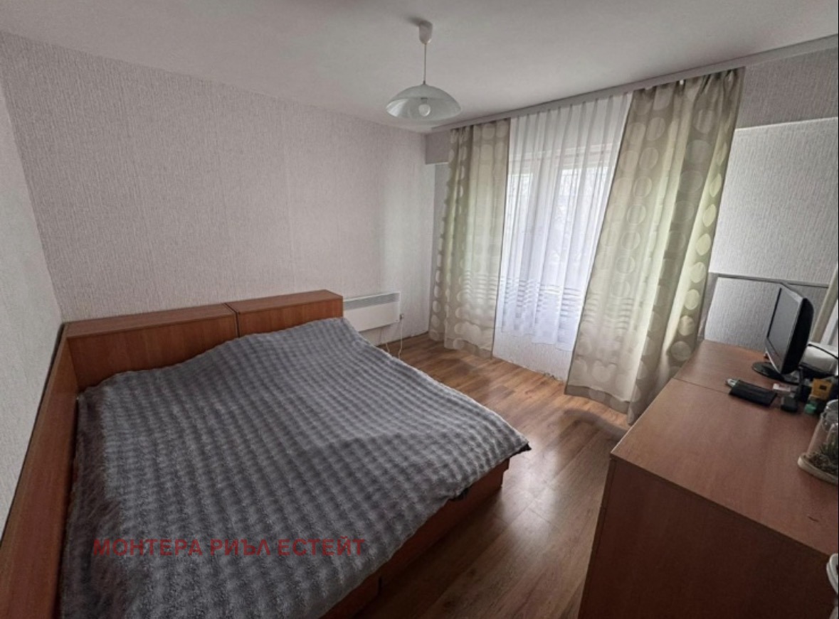 Продава 3-СТАЕН, гр. Варна, Владислав Варненчик 1