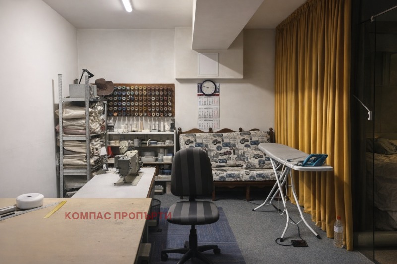 Продава МАГАЗИН в град София, Лозенец - 184 кв.м / 265 000 € » 518 294.95 лв., КОМПАС ПРОПЪРТИ