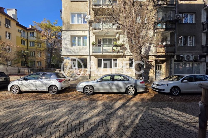 Продава 3-СТАЕН, гр. София, Център, снимка 12 - Апартаменти - 52481102