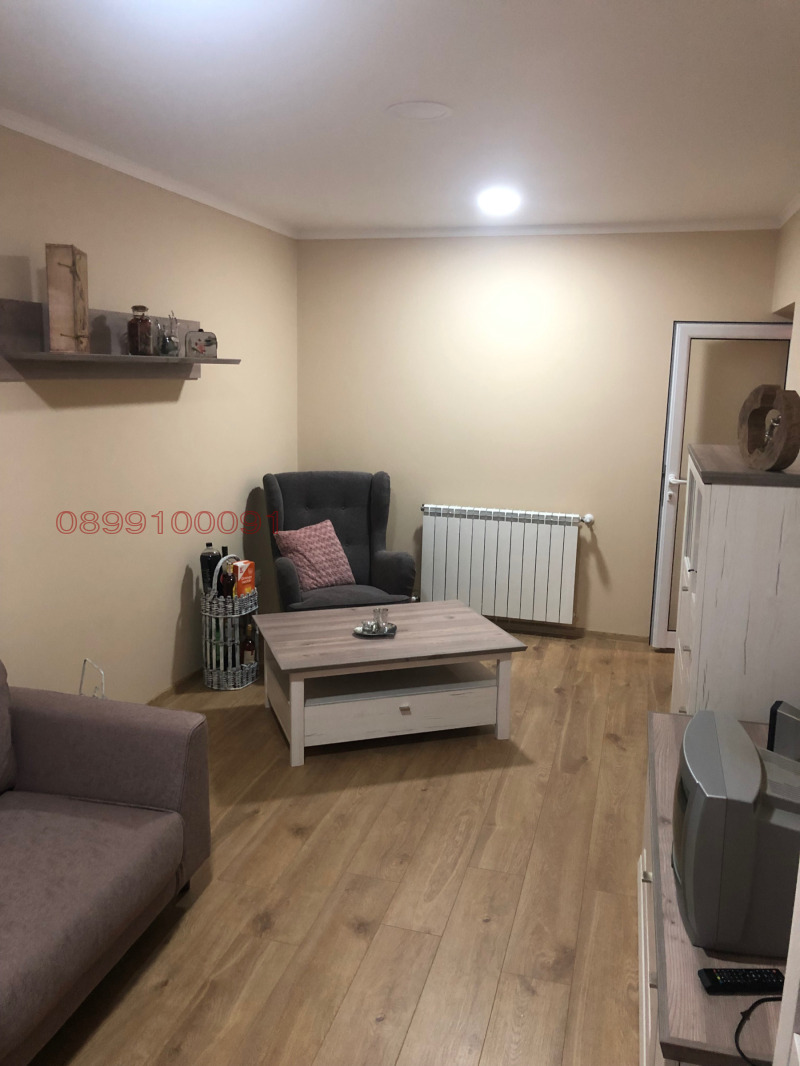 Продава МНОГОСТАЕН, гр. Силистра, Център, снимка 13 - Апартаменти - 52782191