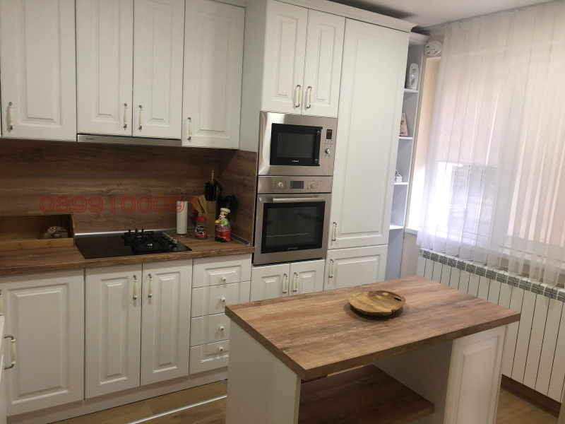 Продава МНОГОСТАЕН, гр. Силистра, Център, снимка 4 - Апартаменти - 52782191