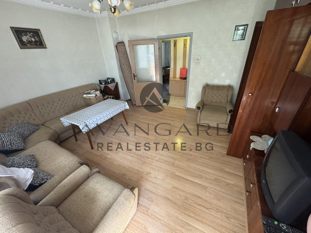 Продава 3-СТАЕН, гр. Пловдив, Изгрев, снимка 2 - Апартаменти - 55889419