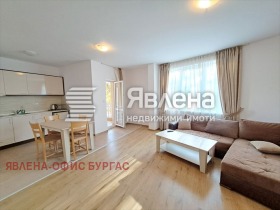 1 dormitor c.c. Slânciev briag, regiunea Burgas