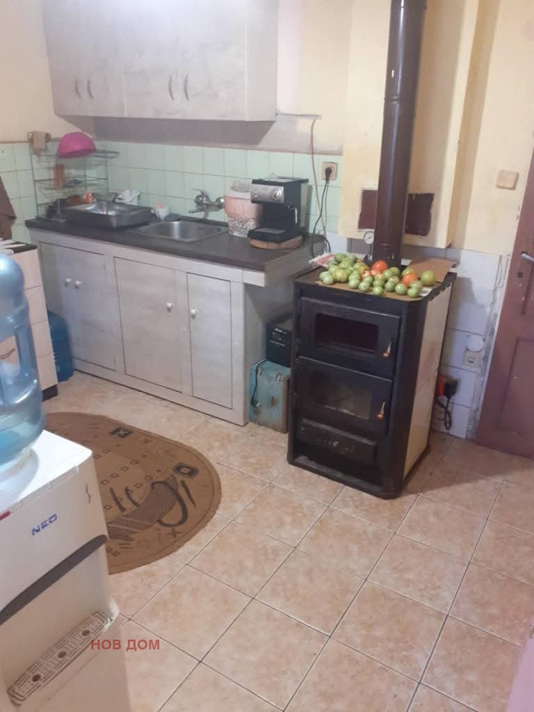 Продава КЪЩА, с. Галатин, област Враца, снимка 3 - Къщи - 53734803