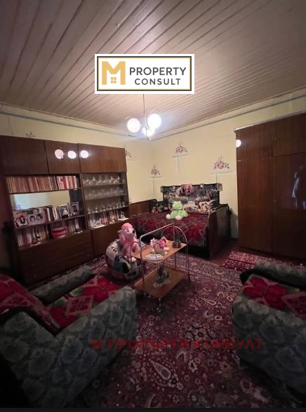 Продава КЪЩА, с. Вълчитрън, област Плевен, снимка 12 - Къщи - 54027126