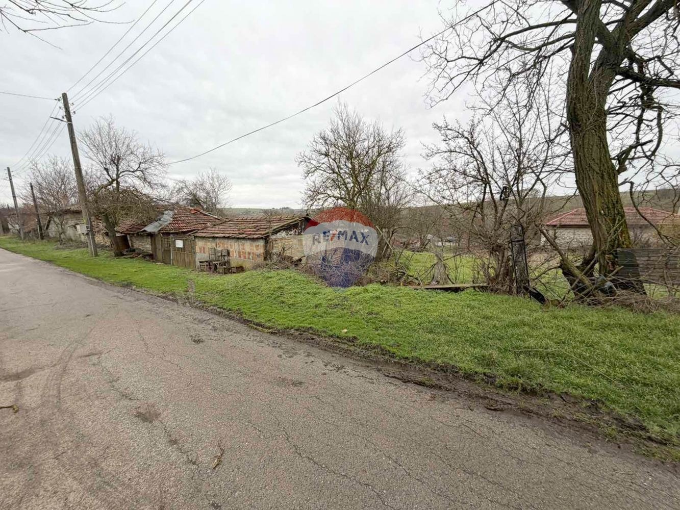 Продава КЪЩА, с. Изгрев, област Варна, снимка 6 - Къщи - 53679201