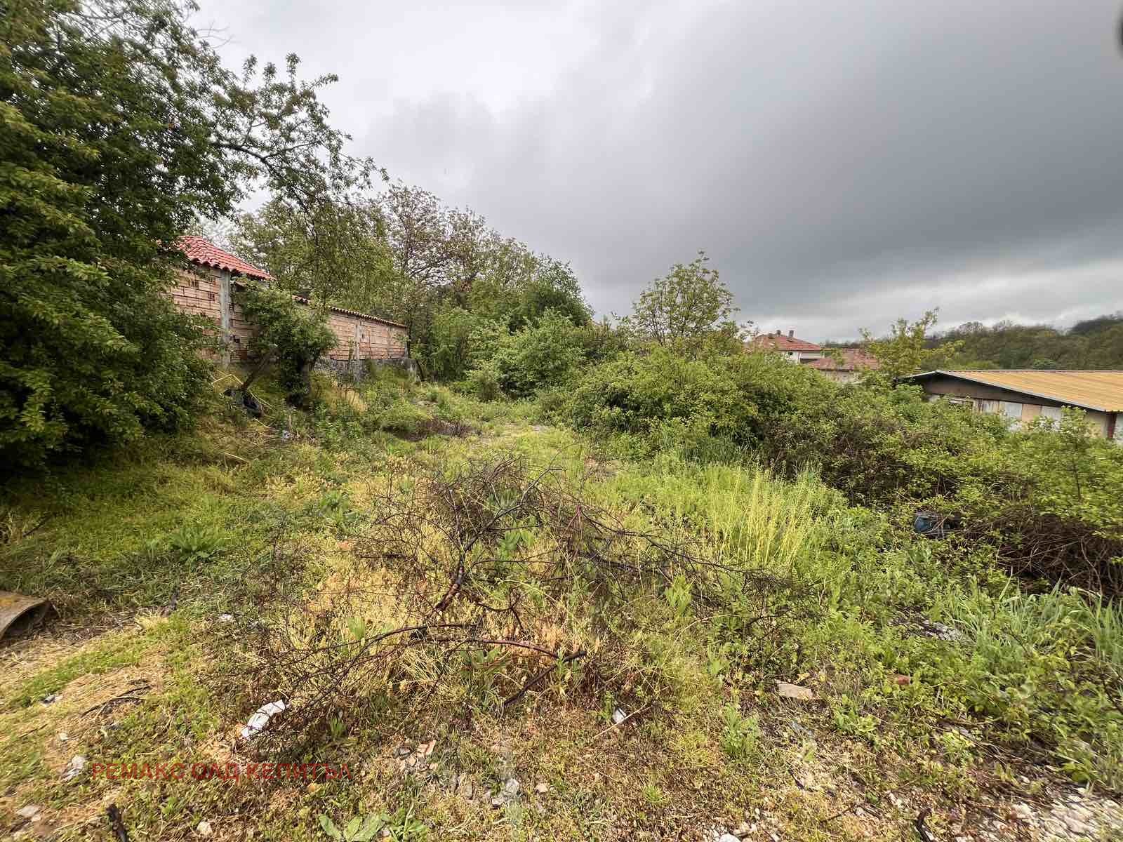 Продава ПАРЦЕЛ, гр. Горна Оряховица, област Велико Търново