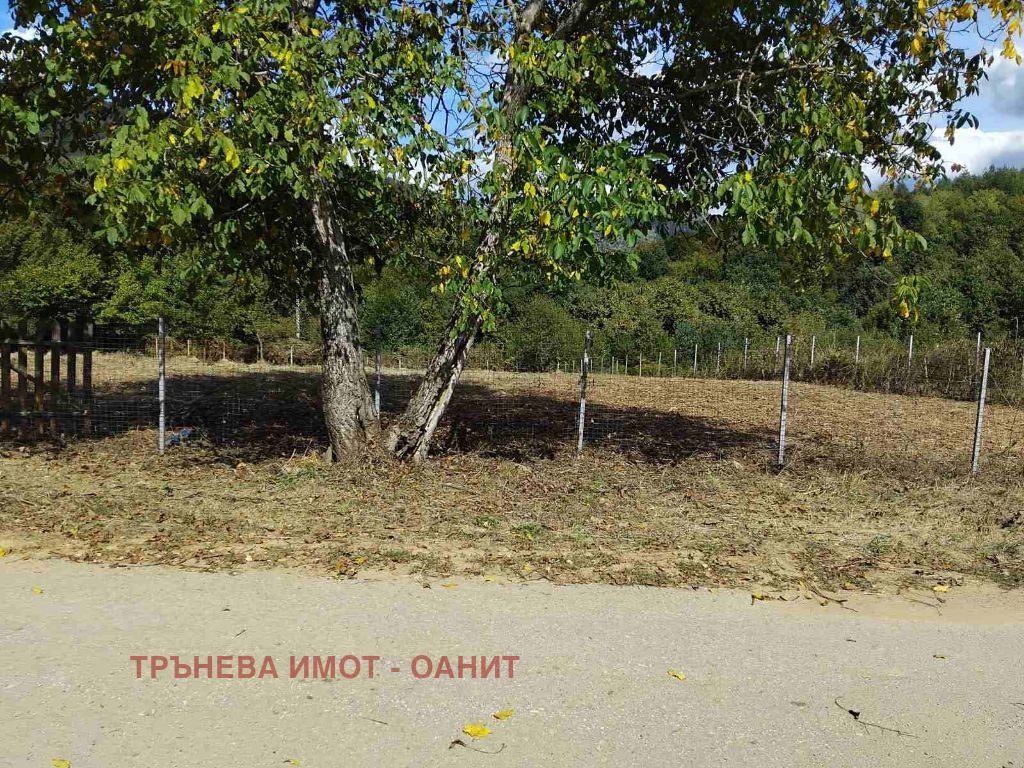 Продава ПАРЦЕЛ, гр. Априлци, област Ловеч, снимка 7 - Парцели - 56275932