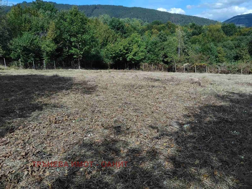 Продава ПАРЦЕЛ, гр. Априлци, област Ловеч, снимка 5 - Парцели - 56275932