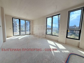 Продава  3-стаен, град София