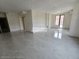 3+ Schlafzimmer Zentar, Plowdiw
