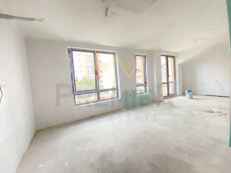 For Sale  3 bedroom Varna , Lyatno kino Trakiya , 148 sq.m | 97897042