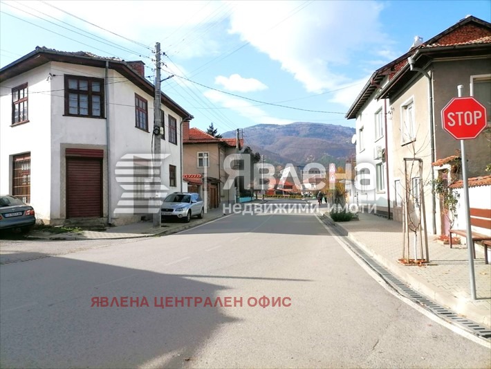 Продава КЪЩА, с. Костенец, област София област, снимка 2 - Къщи - 54151918