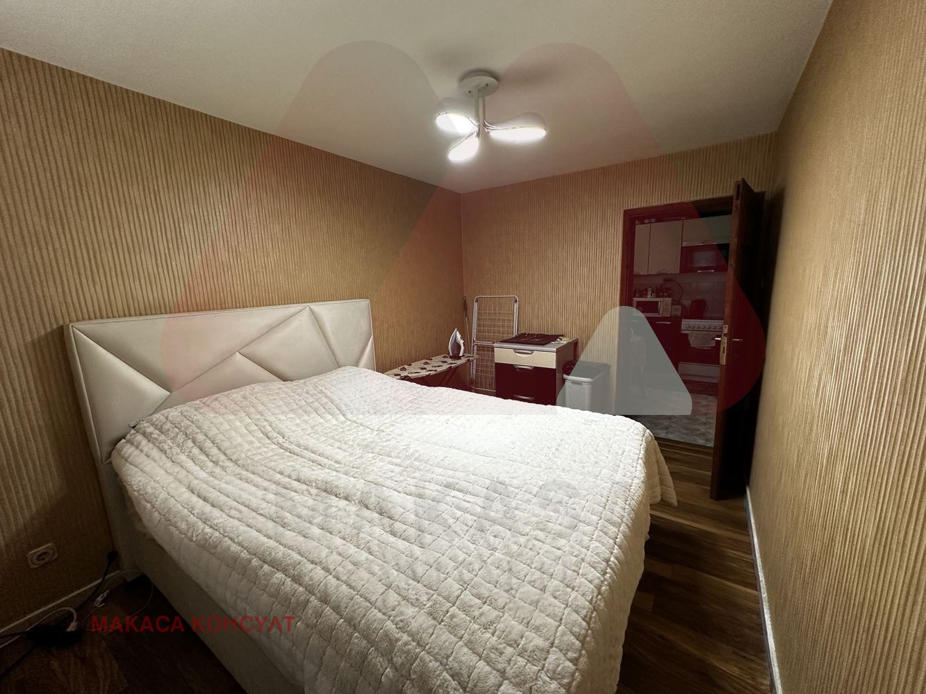 Продава КЪЩА, гр. София, Люлин 9, снимка 2 - Къщи - 54690731