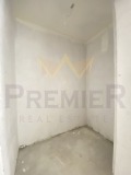 Продава 4-СТАЕН, град Варна, Лятно кино Тракия • 314000 € / 614130.62 лв. • 59851988 7