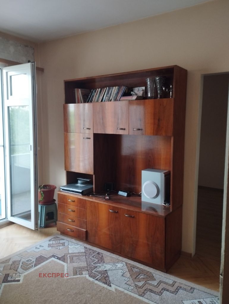 Te koop  2 slaapkamers Plovdiv , Izgrev , 84 m² | 22474049 - afbeelding [15]