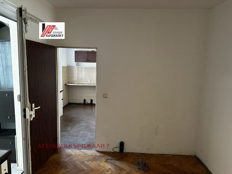 Na prodej  3 ložnice Kardžali , Vazroždenci , 98 m2 | 19474583 - obraz [13]