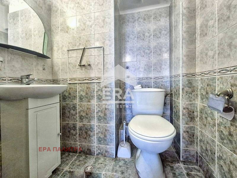 Продава МНОГОСТАЕН, гр. Бургас, Славейков, снимка 8 - Апартаменти - 53872377