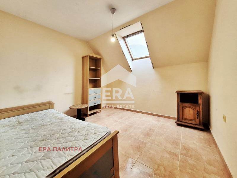 Продава МНОГОСТАЕН, гр. Бургас, Славейков, снимка 10 - Апартаменти - 53872377