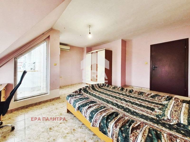 Продава МНОГОСТАЕН, гр. Бургас, Славейков, снимка 14 - Апартаменти - 53872377