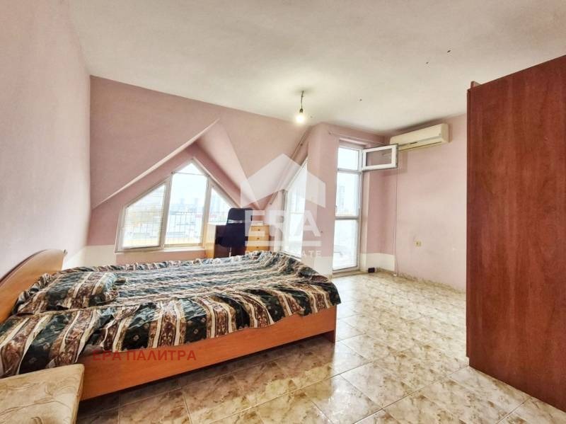 Продава МНОГОСТАЕН, гр. Бургас, Славейков, снимка 13 - Апартаменти - 53872377