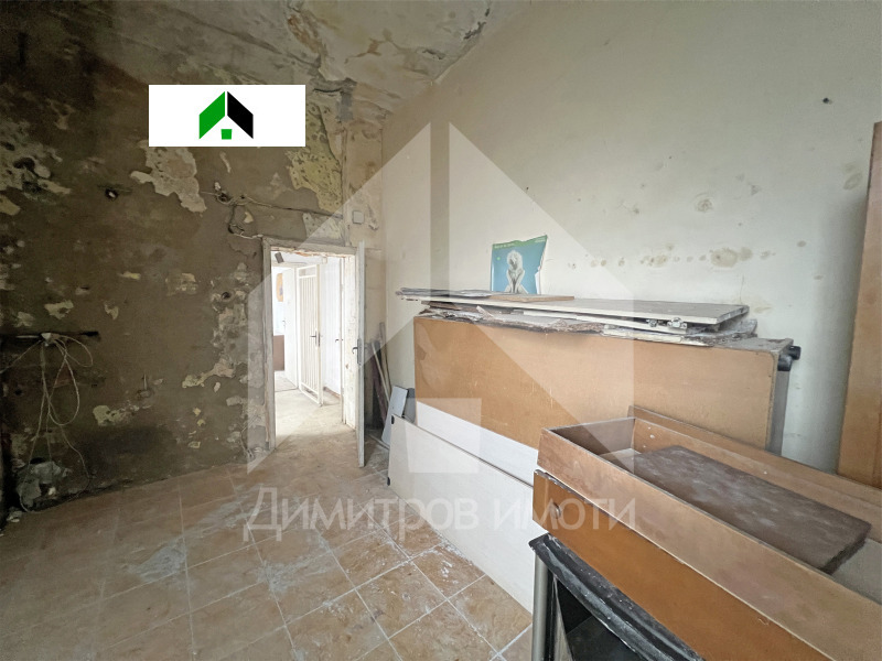 Продава ОФИС, гр. Нови пазар, област Шумен, снимка 10 - Офиси - 52586287