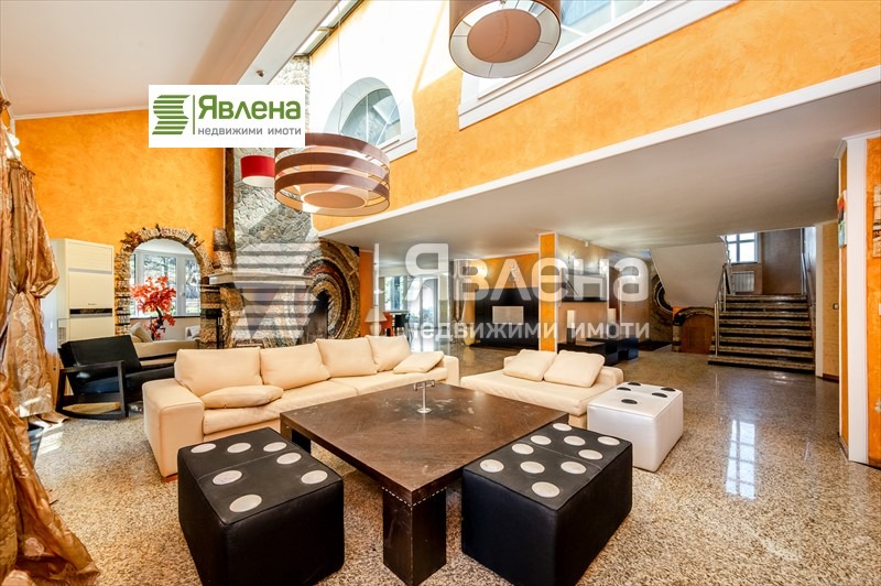 Na prodej  Dům Sofia , v.z.Kinocentara , 556 m2 | 43590778