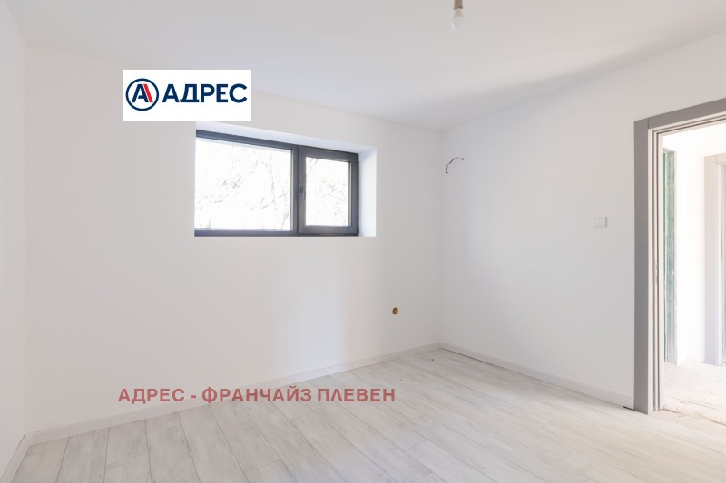 Продава КЪЩА, с. Пелишат, област Плевен, снимка 10 - Къщи - 52600117