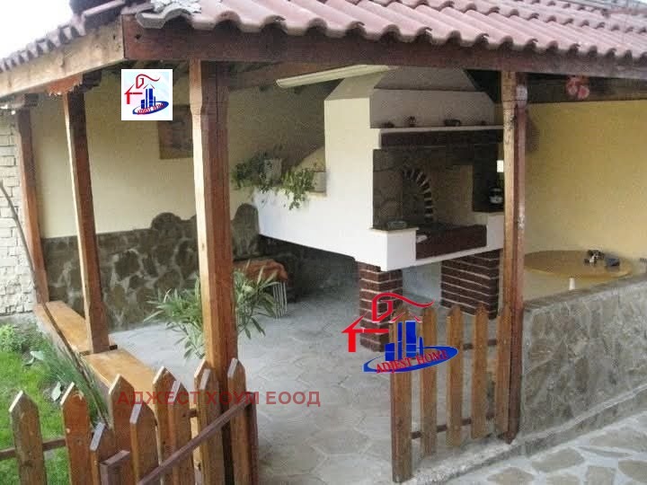 Продава КЪЩА, с. Салманово, област Шумен, снимка 11 - Къщи - 54627253