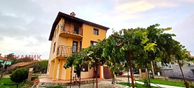 Casa Bania, regiunea Burgas 1