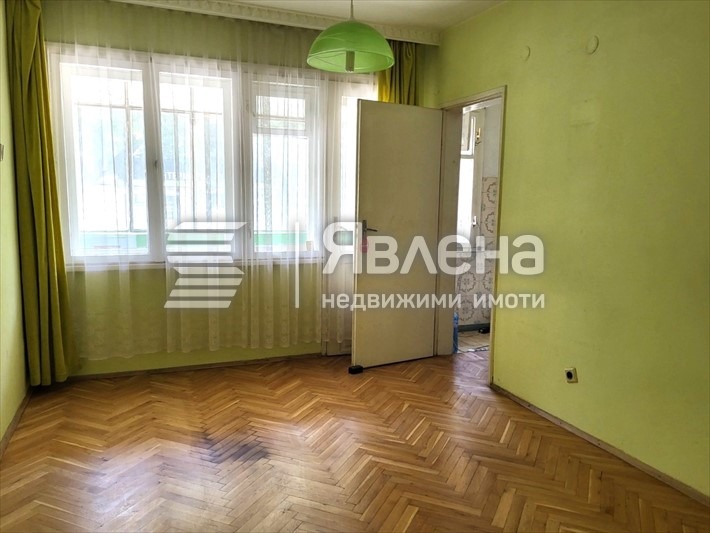 En venta  3 dormitorios Varna , Tsentralna poshta , 150 metros cuadrados | 77219232 - imagen [2]