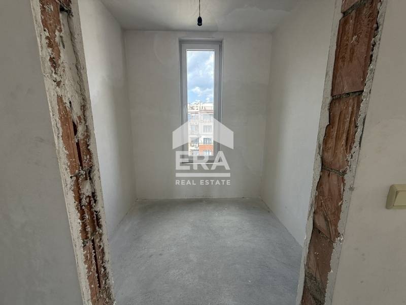 Продава 4-СТАЕН, гр. Варна, Левски 1, снимка 16 - Апартаменти - 53494345
