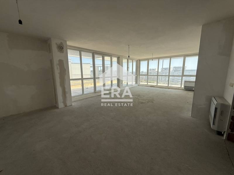 Продава 4-СТАЕН, гр. Варна, Левски 1, снимка 2 - Апартаменти - 53494345