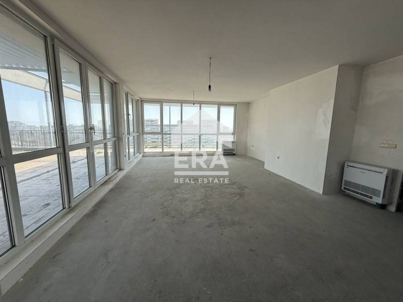 Продава 4-СТАЕН, гр. Варна, Левски 1, снимка 3 - Апартаменти - 53494345