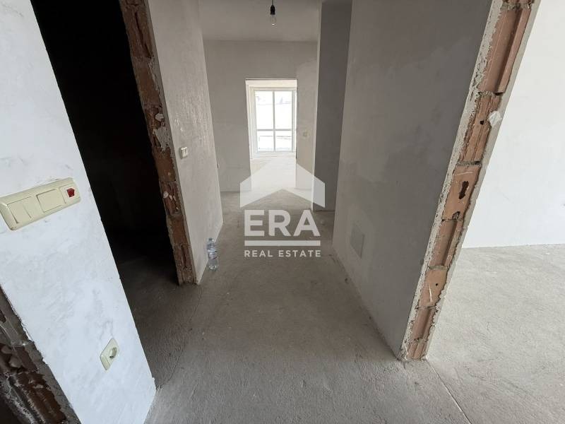 Продава 4-СТАЕН, гр. Варна, Левски 1, снимка 8 - Апартаменти - 53494345