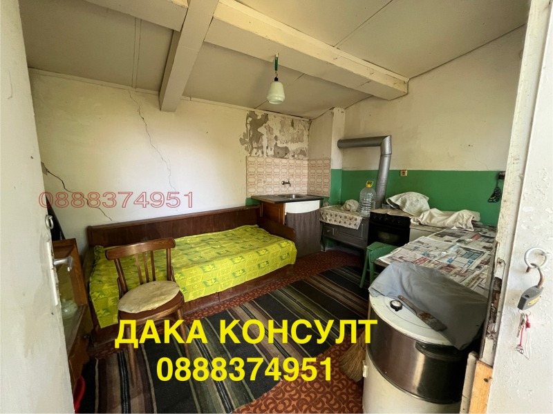 Продава КЪЩА, с. Жедна, област Перник, снимка 7 - Къщи - 52752888