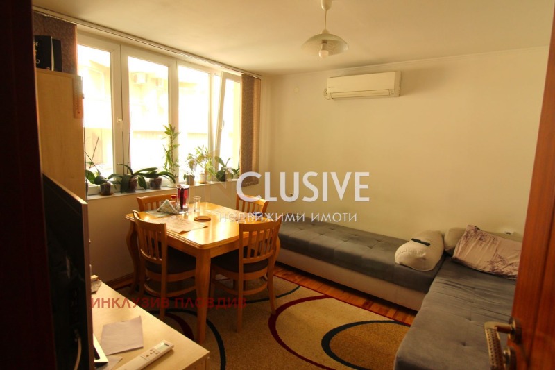 Eladó  Ház Plovdiv , Marasa , 42 négyzetméter | 10597236
