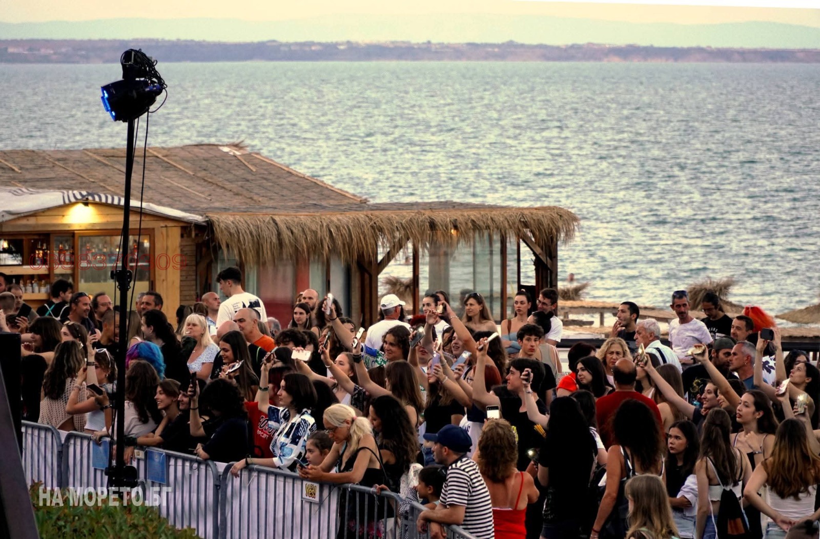 Продава 1-СТАЕН, гр. Бургас, Център, снимка 11 - Апартаменти - 53762851