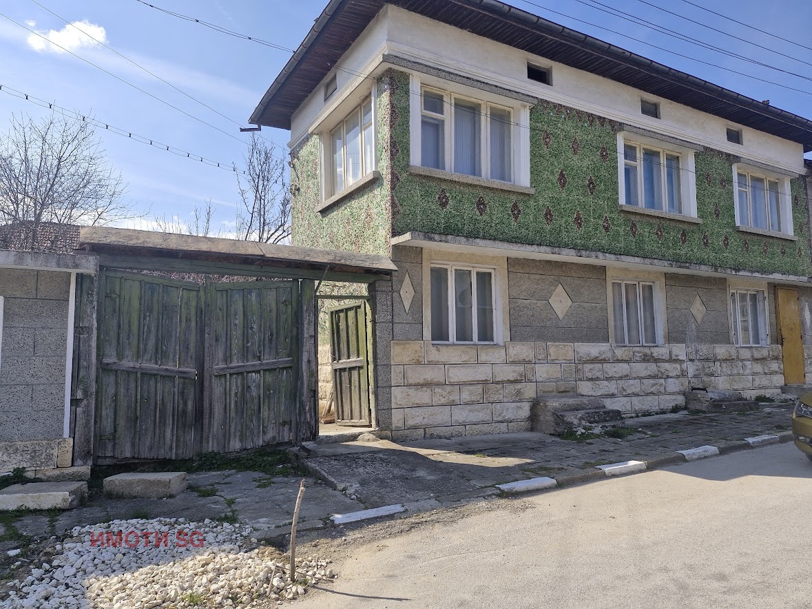 Продава КЪЩА, с. Кривня, област Русе, снимка 2 - Къщи - 53986909