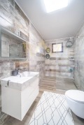 Продава КЪЩА, област Варна, с. Близнаци • 445000 € / 870344.35 лв. • 34700509 11