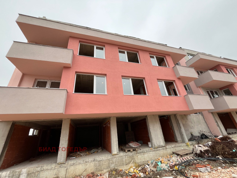 Продава 2-СТАЕН, гр. Пловдив, Остромила