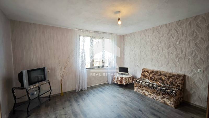 Продава  Къща град Търговище , Вилна зона , 100 кв.м | 75659633 - изображение [9]