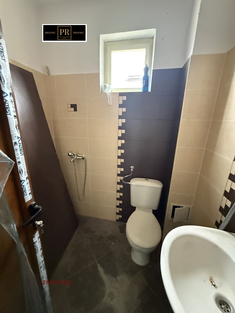 Продава КЪЩА, гр. Куклен, област Пловдив, снимка 11 - Къщи - 52373174