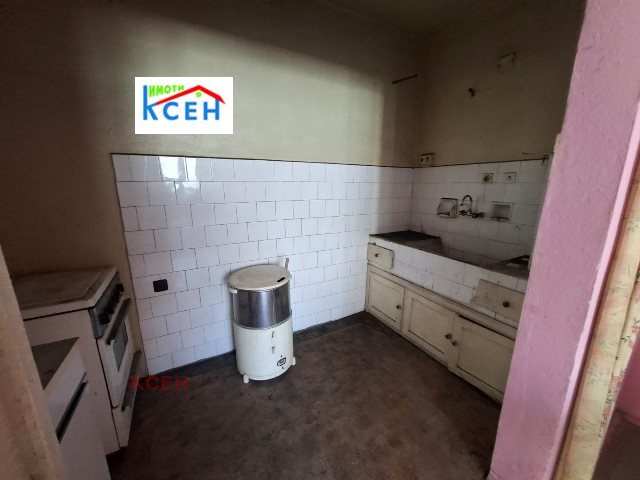 Продава 4-СТАЕН, гр. Търговище, Център, снимка 5 - Апартаменти - 54120955