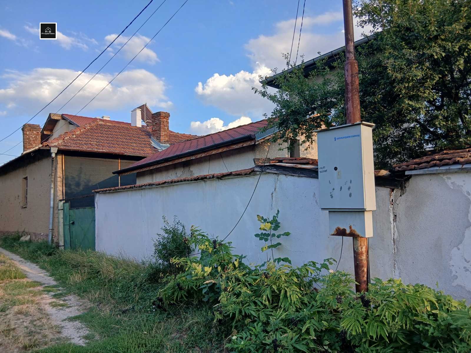 Продава КЪЩА, гр. София, с. Кубратово, снимка 2 - Къщи - 54009635
