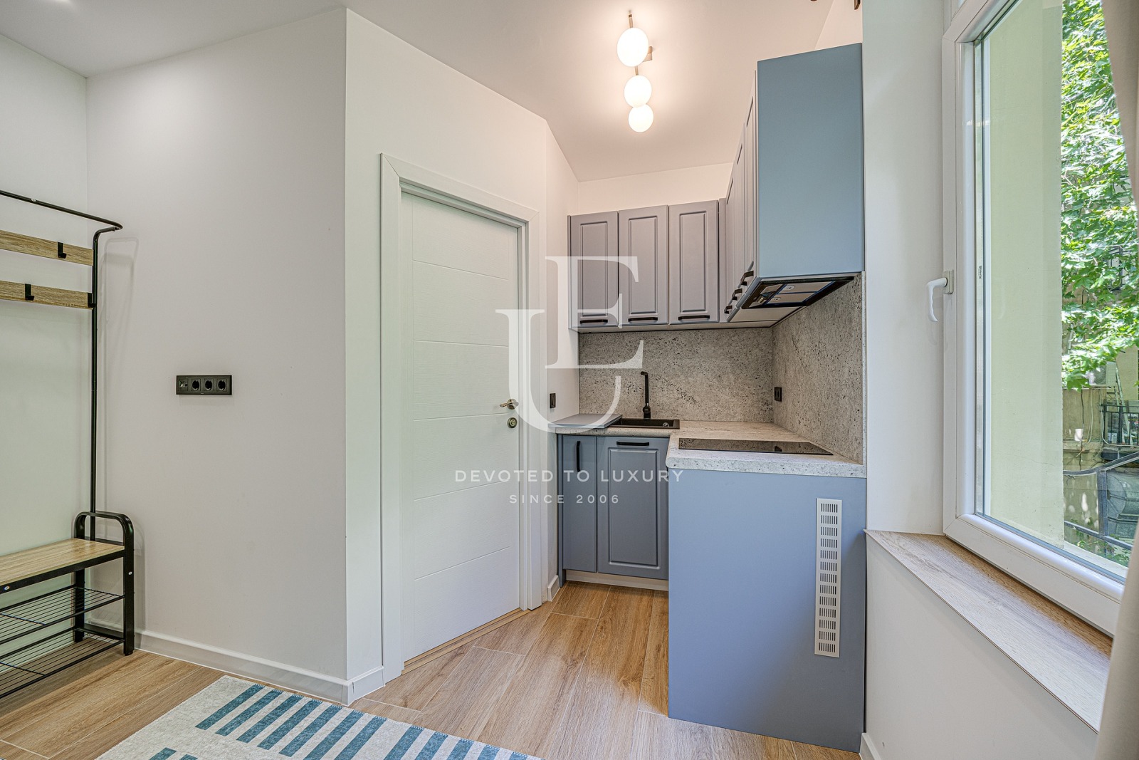 Продава КЪЩА, гр. София, Център, снимка 8 - Къщи - 55359906