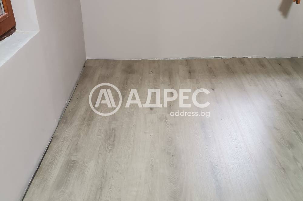 Продава КЪЩА, с. Джурово, област София област, снимка 2 - Къщи - 55665109