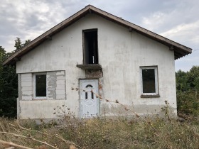 Продажба на имоти в с. Жеглица, област Видин - изображение 1 